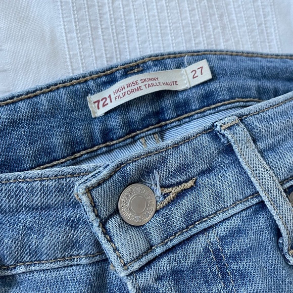 Levi’s size 27 - Picture 2 of 4